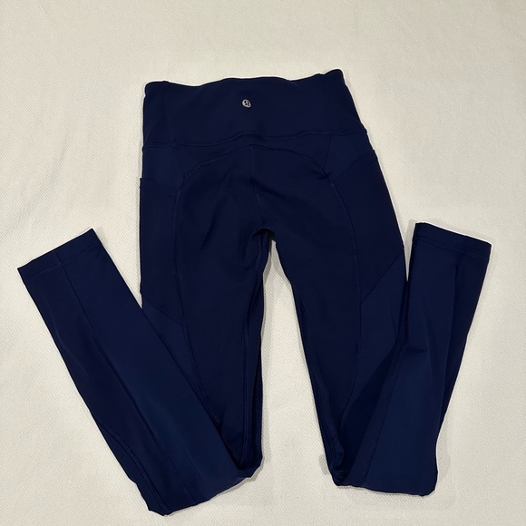 Lululemon All the Right Places Pant II Women’s Size 6 in Hero Blue - Picture 2 of 3